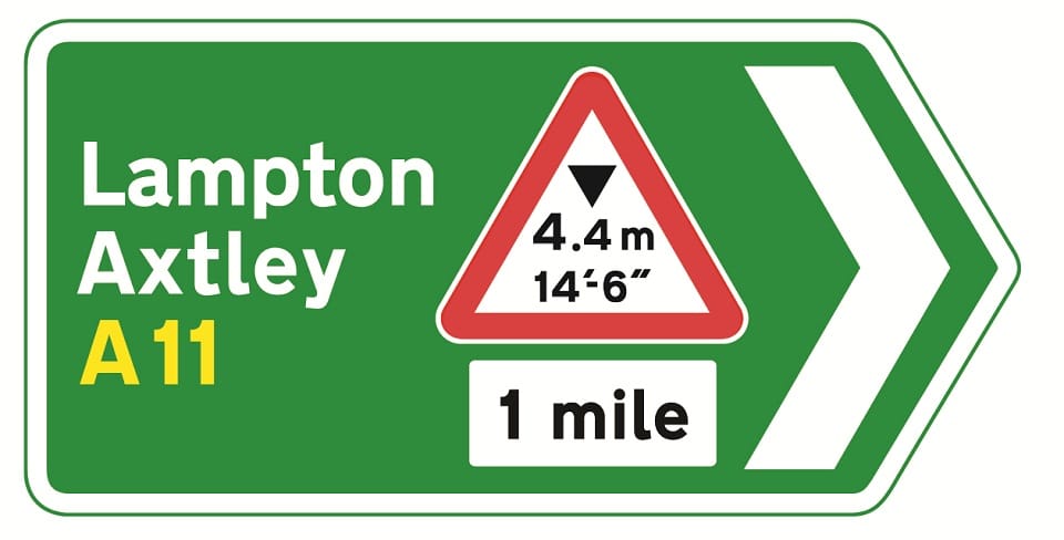 At the junction - Image 1