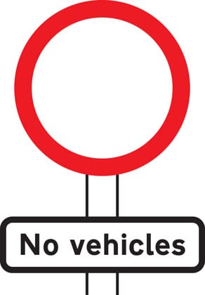 No vehicles except bicycles being pushed - Image 1