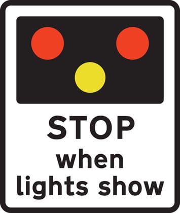 Light signals ahead at level crossing, airfield or bridge - Image 1